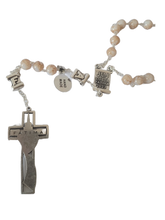 Cargar imagen en el visor de la galería, Pope Francis Rosary - Special Edition