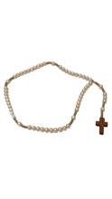 Cargar imagen en el visor de la galería, Elegant Small Pearl Rosary
