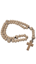 Cargar imagen en el visor de la galería, Rosary in Wood and Bicolor Wool
